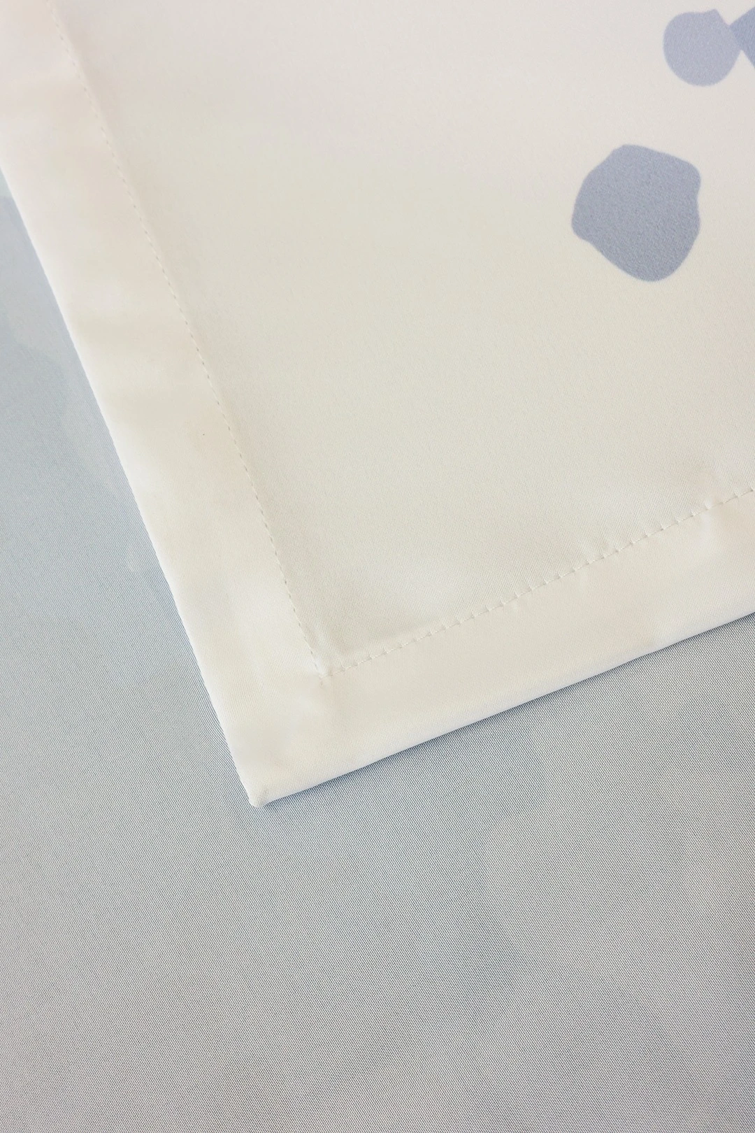 Скатерть прямоугольная 130х200 см, с полной запечаткой (полиэстер) "Blue spot"#1 Скатерть прямоугольная 130х200 см, с полной запечаткой (полиэстер) "Blue spot"#1