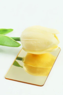 Купить акрил экструзионный зеркальный 600х1200 мм 0,8 мм, золото