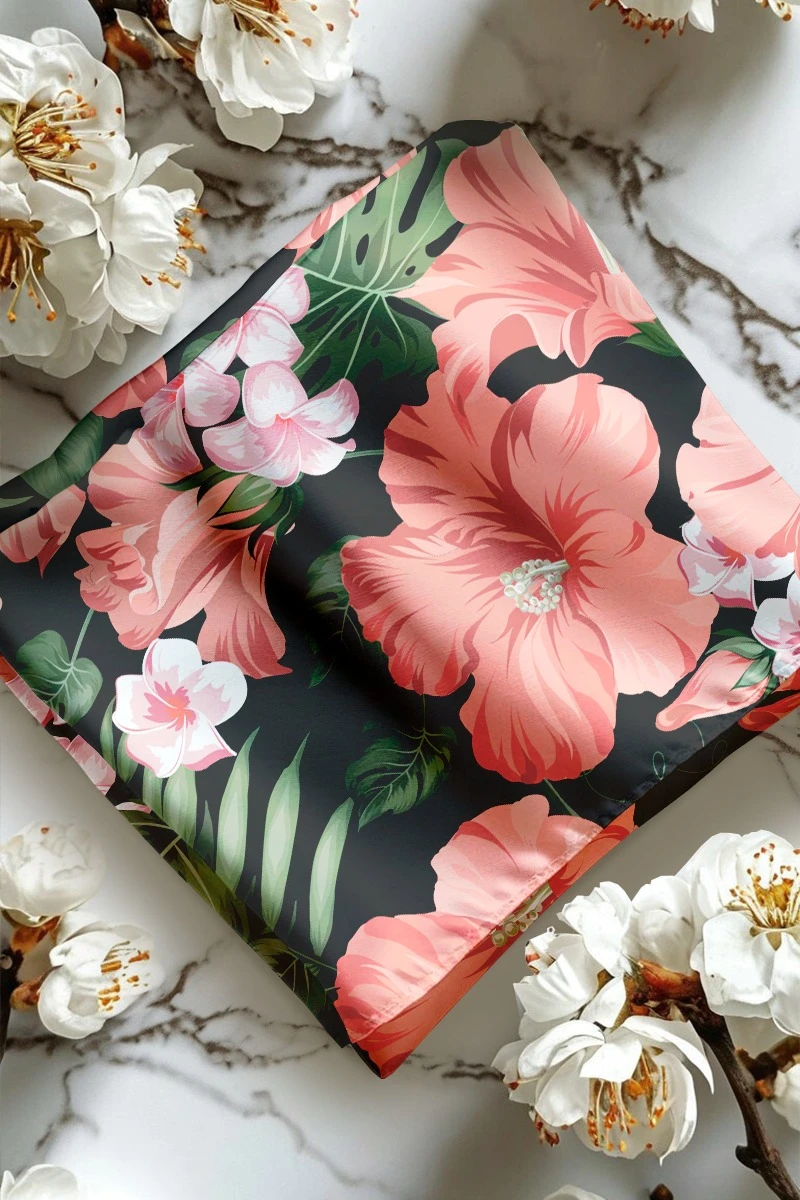 Купить платок Шанель 50х50 см, с полной запечаткой "Floral Abundance"