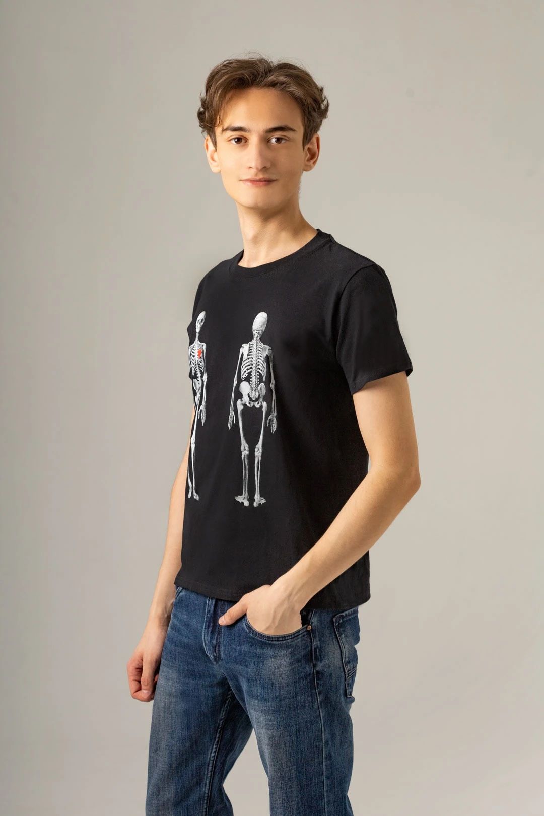 Купить футболку Мэдисон унисекс, однотонную "Два скелета"