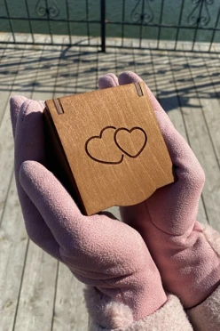 Брелок фотопленка, желтый в подарочной коробке