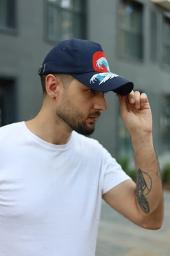 Купить бейсболку Прайд с уникальной вышивкой на всех деталях (хлопок) "Wave"