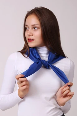 Купить платок Фантазия 80х80 см синий