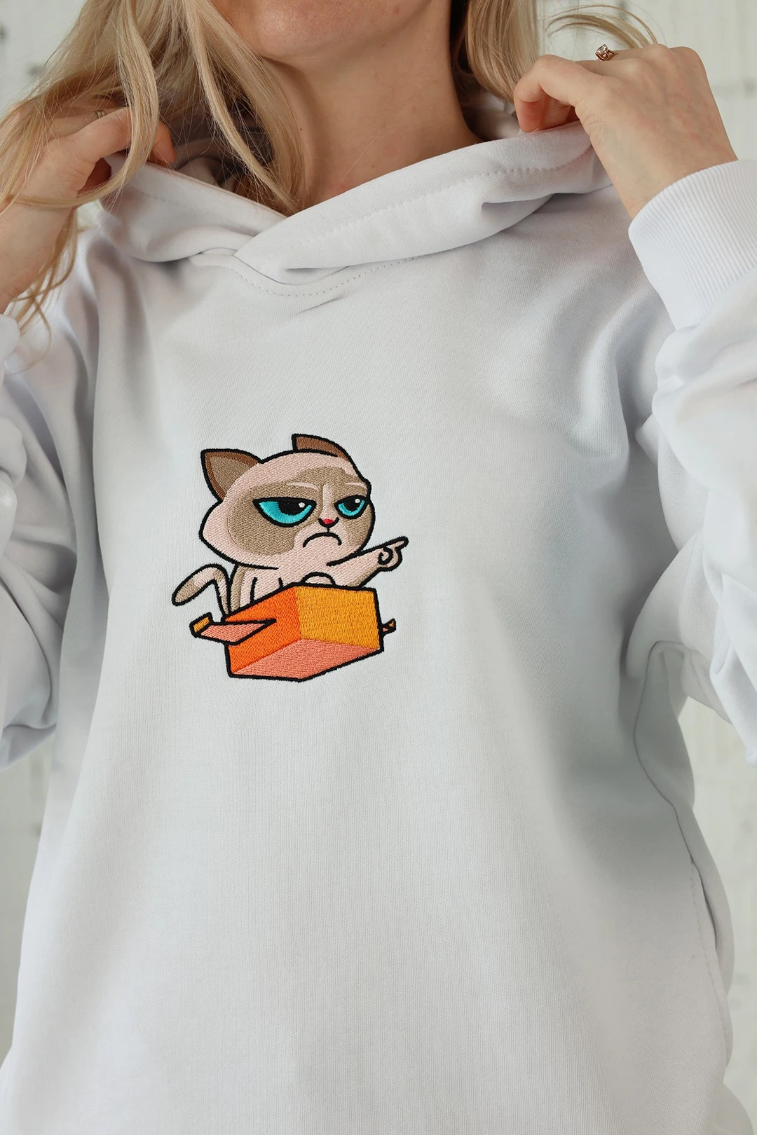 Купить худи Кинг из футера унисекс, однотонная оранжевая "Cat Box"