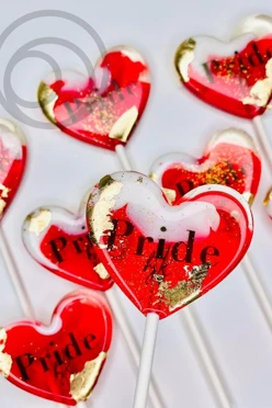 Леденец в форме сердца с логотипом