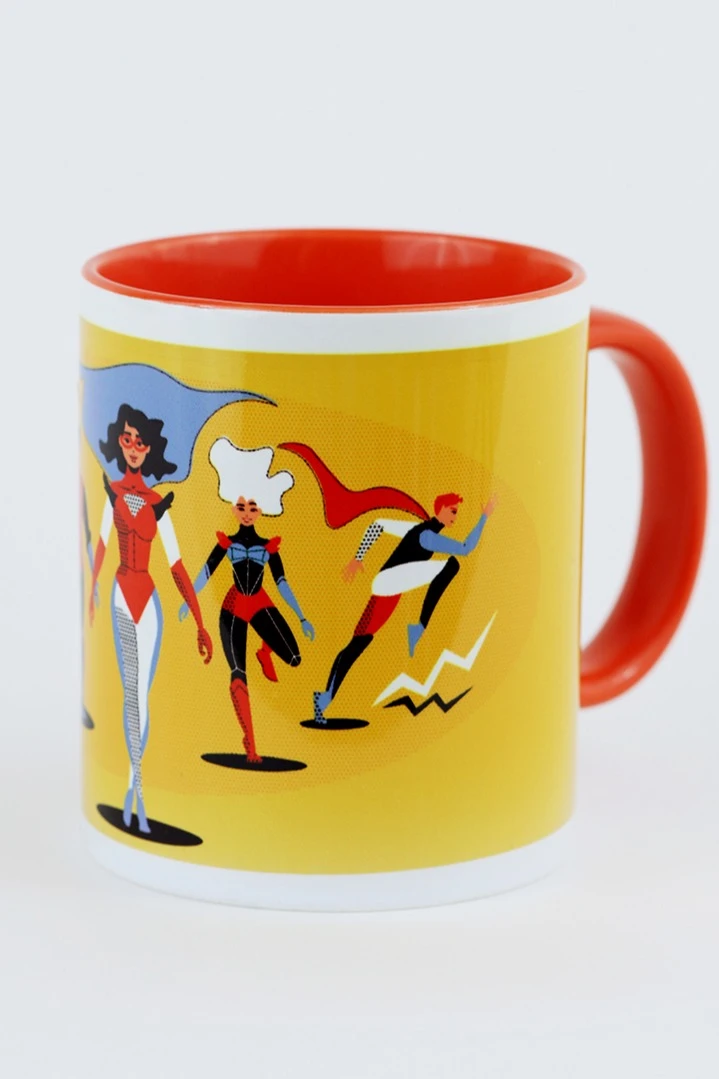 Купить кружку цветную внутри с цветной ручкой, с принтом "Heroes"