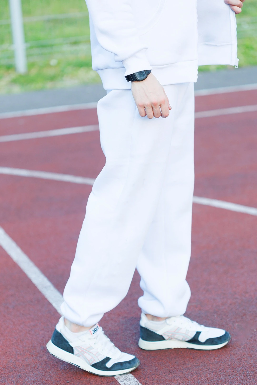 Брюки Хит из футера с начесом мужские, однотонные белые#2