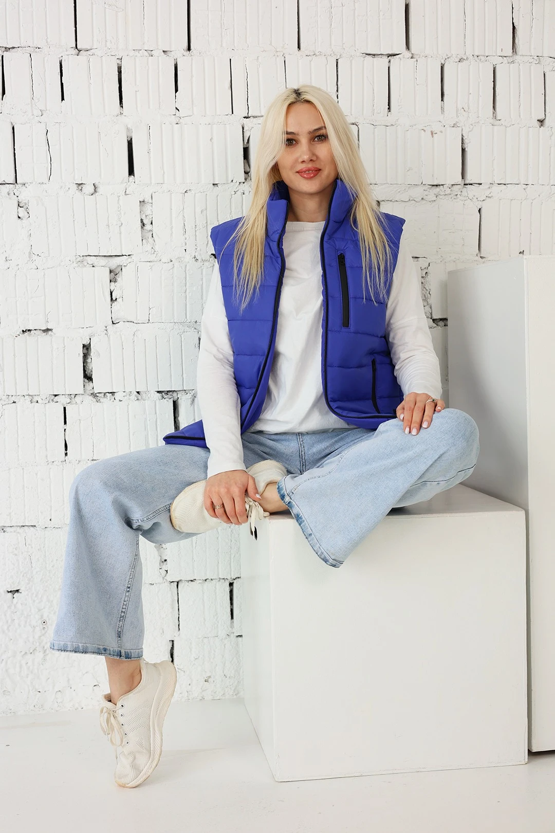 Жилет Эмбер на синтепоне со стежкой унисекс, однотонный синий#3