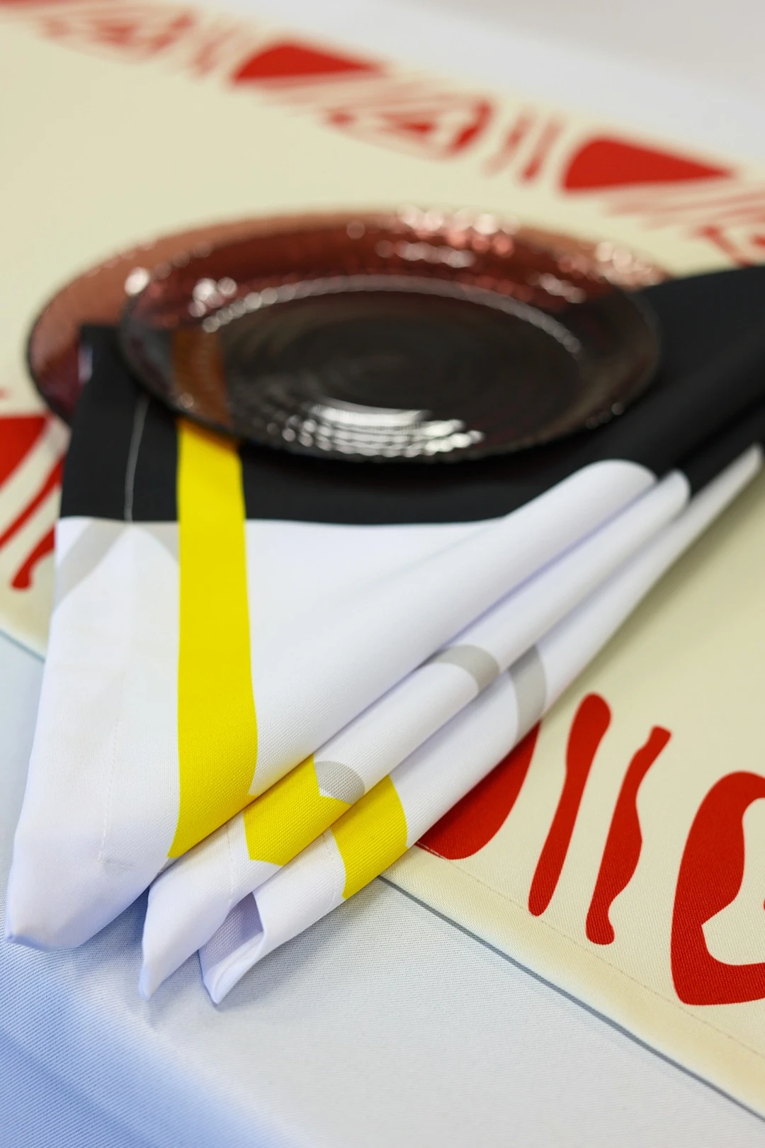 Скатерть квадратная 70х70 см, с полной запечаткой (полиэстер) "Grant"#3