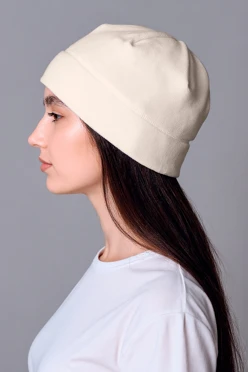 Купить шапку Вайт флисовую однослойную взрослую, однотонную молочную
