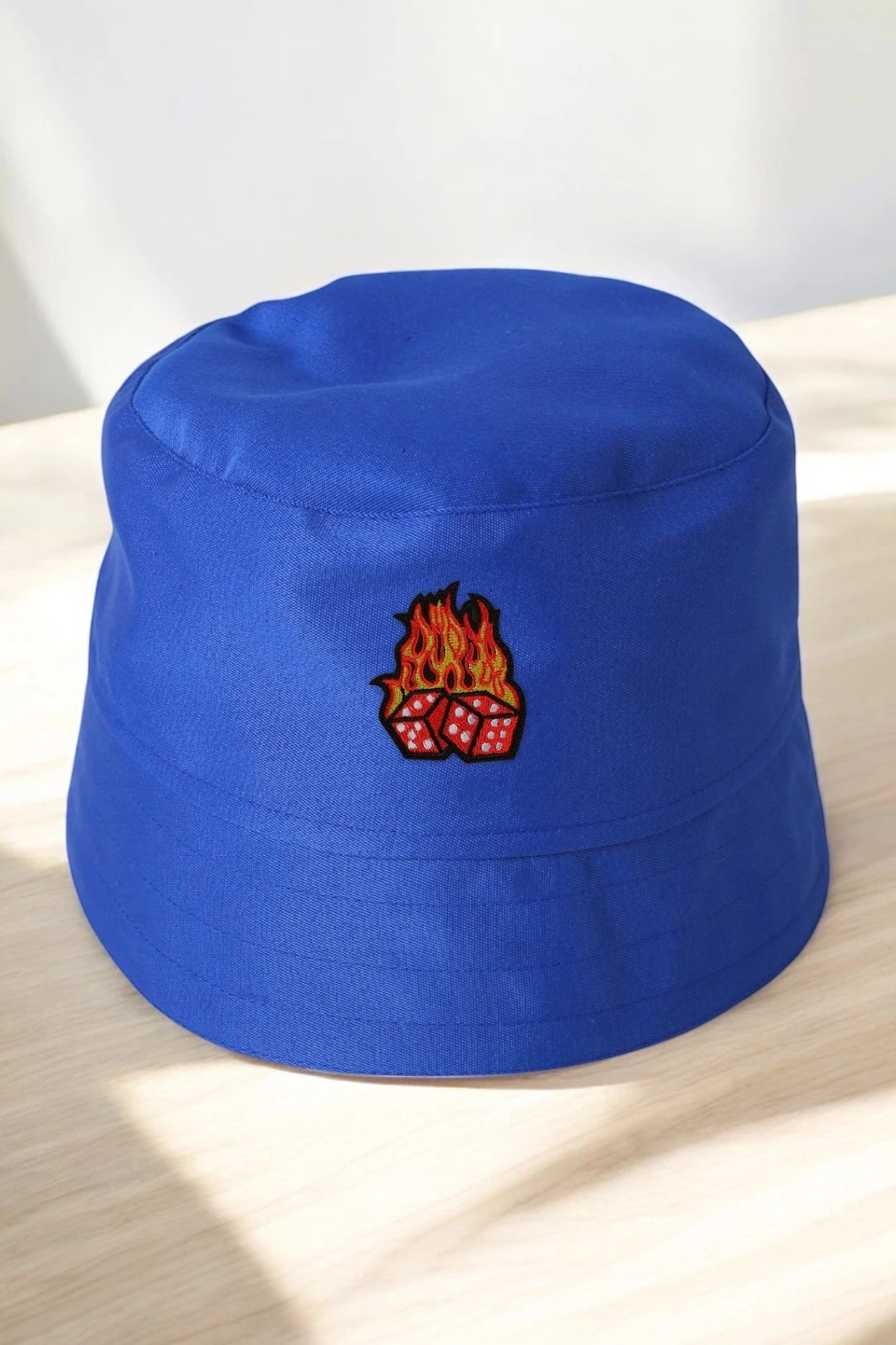 Купить панаму Монако из греты с отстроченными полями, однотонная "Fire cube" Купить панаму Монако из греты с отстроченными полями, однотонная "Fire cube"