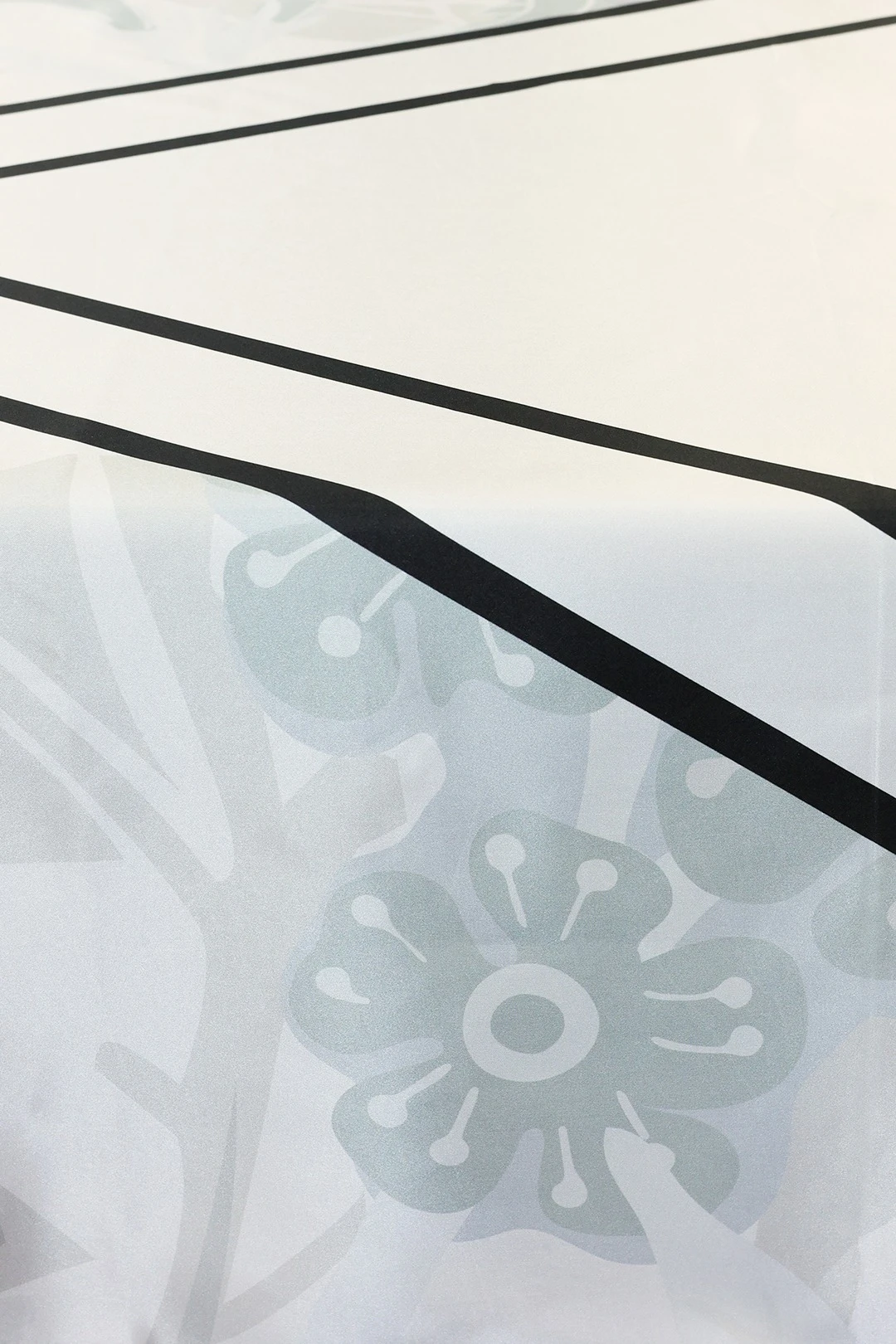 Скатерть прямоугольная 130х200 см, с полной запечаткой (полиэстер) "Lobelia"#1