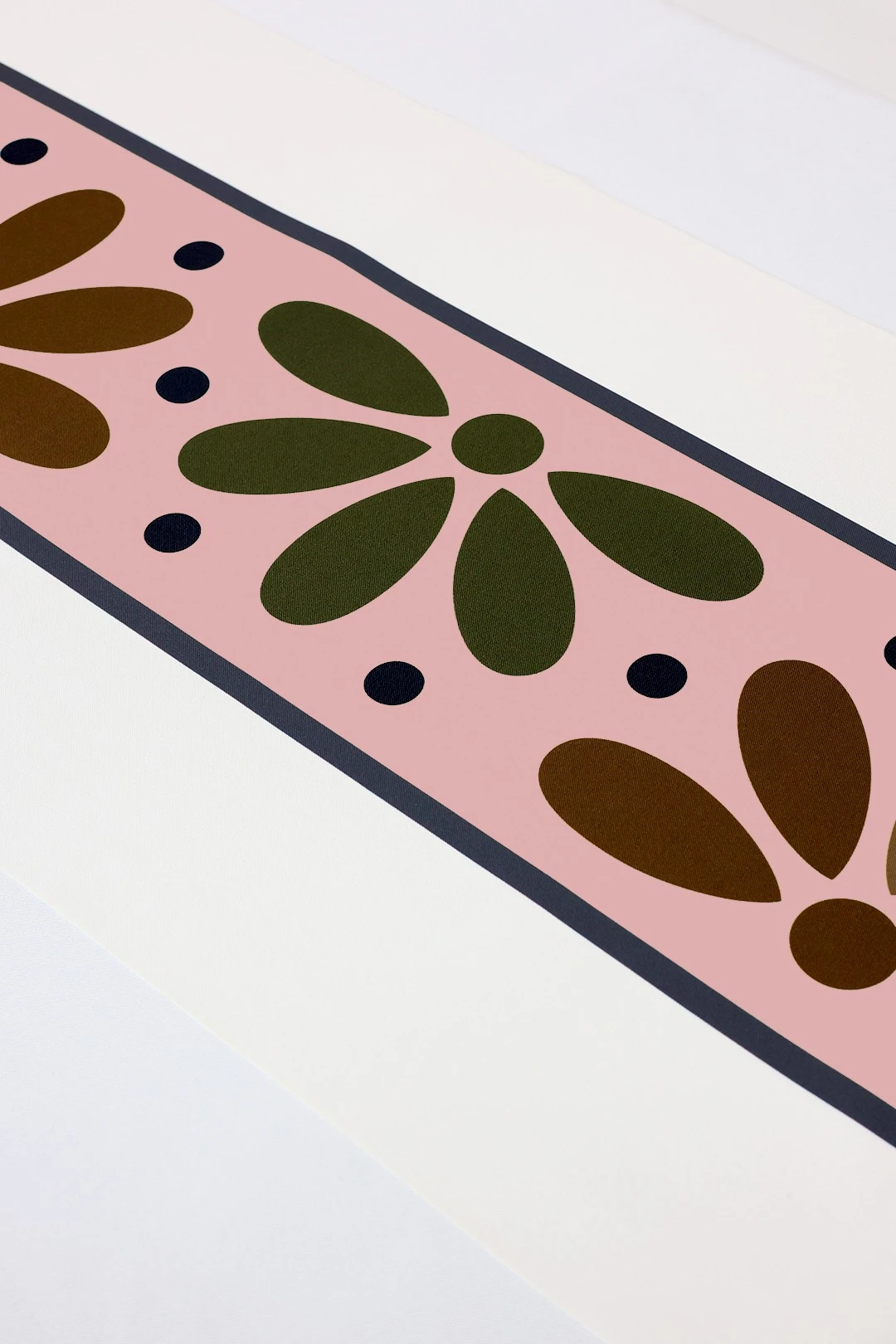 Раннер прямоугольный 50х200 см, с полной запечаткой (полиэстер) "Petals"#2