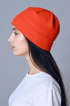 Купить шапку флисовую взрослую красную Вайт