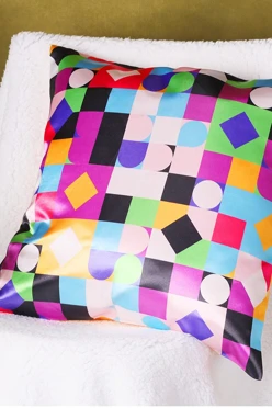 Купить наволочку из атласа 50x50 см, с полной запечаткой "Abstraction"