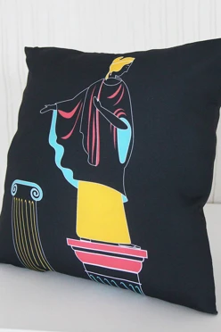 Купить подушку 40х40 см, с принтом "Athena"