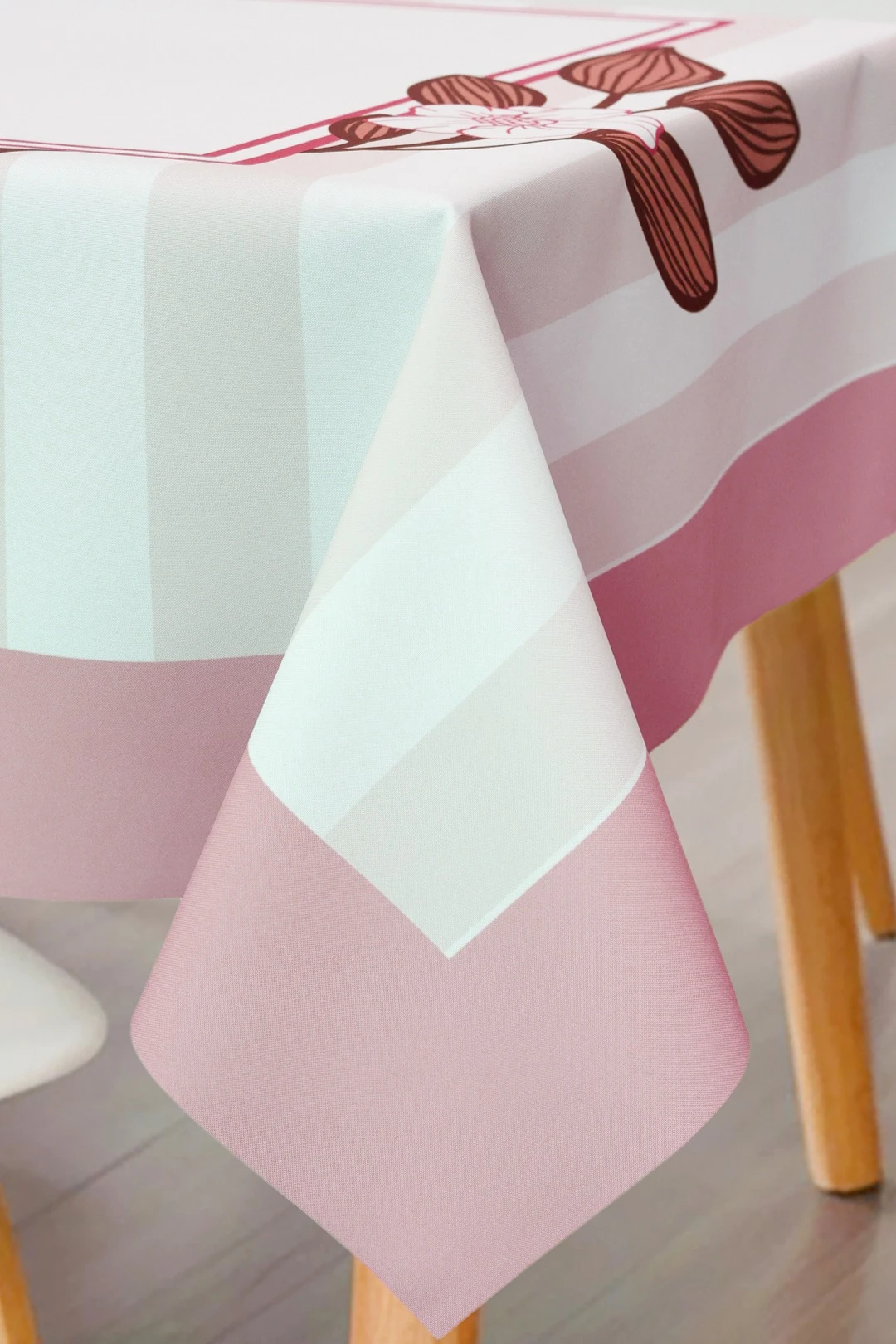 Скатерть квадратная 135х135 см, с полной запечаткой (полиэстер) "Flower frame"#2 Скатерть квадратная 135х135 см, с полной запечаткой (полиэстер) "Flower frame"#2