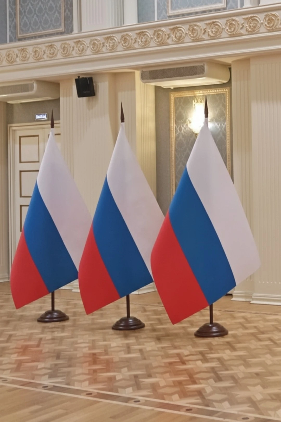 Флаг фирменный 120х180 см, объемный с прослойкой из пленки#1 Флаг фирменный 120х180 см, объемный с прослойкой из пленки#1