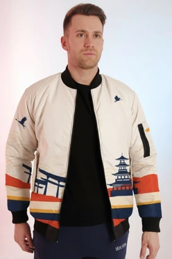 Купить куртку-бомбер Форд без капюшона на синтепоне унисекс, с полной запечаткой "Japan"