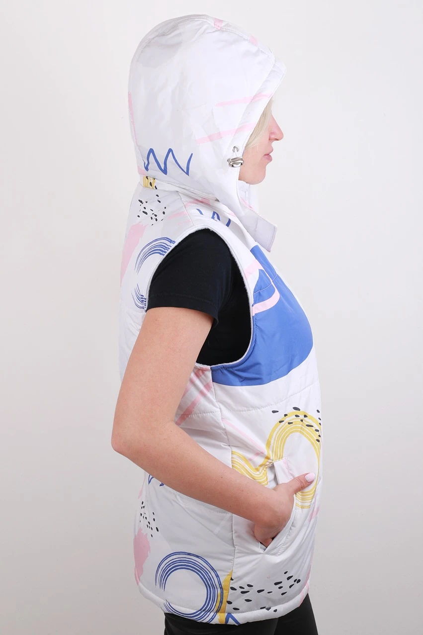 Жилет Диего на синтепоне с капюшоном унисекс, с полной запечаткой "Geometry"#3