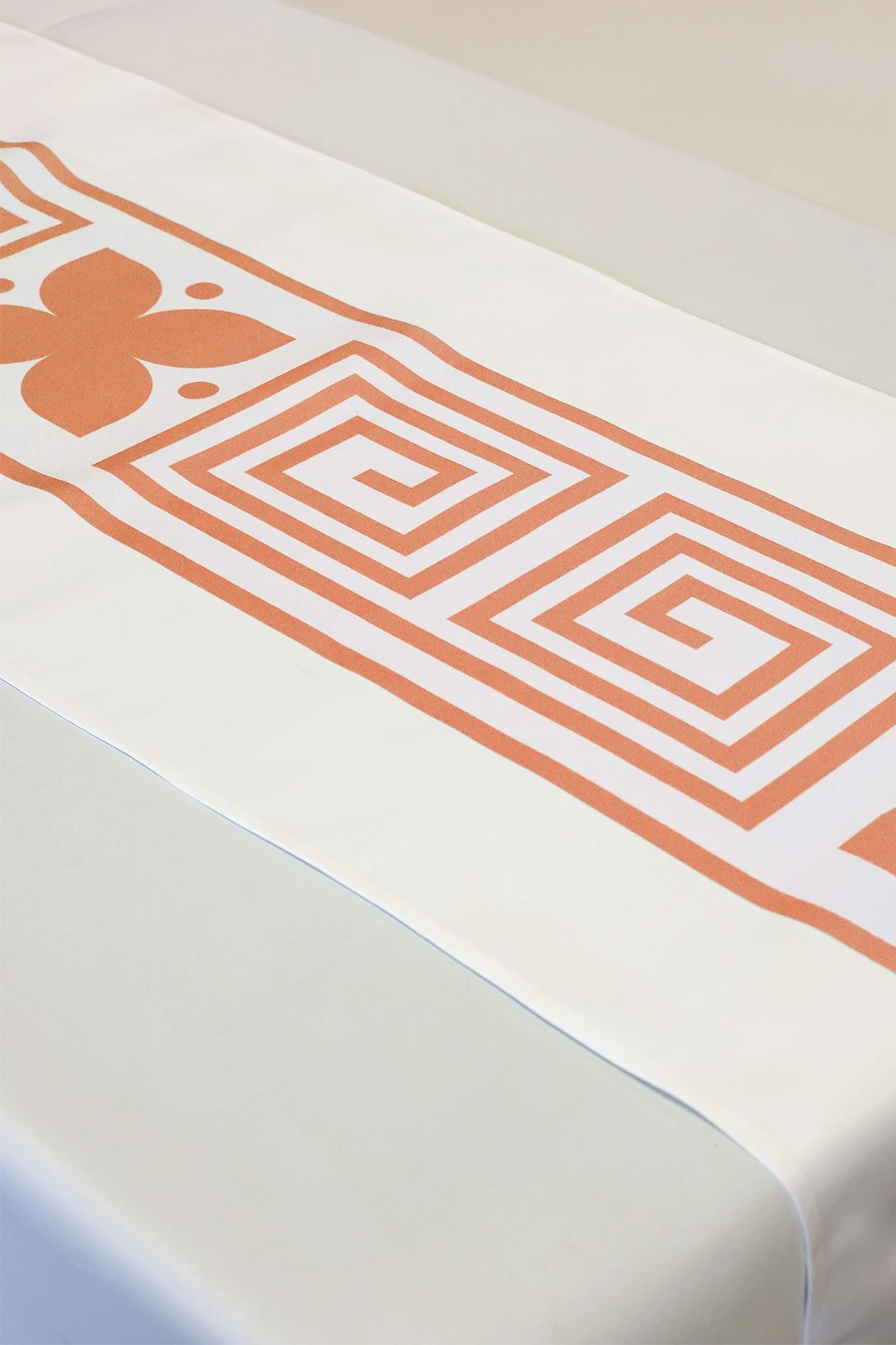 Раннер прямоугольный 50х200 см, с полной запечаткой (полиэстер) "Clever brown"#2 Раннер прямоугольный 50х200 см, с полной запечаткой (полиэстер) "Clever brown"#2