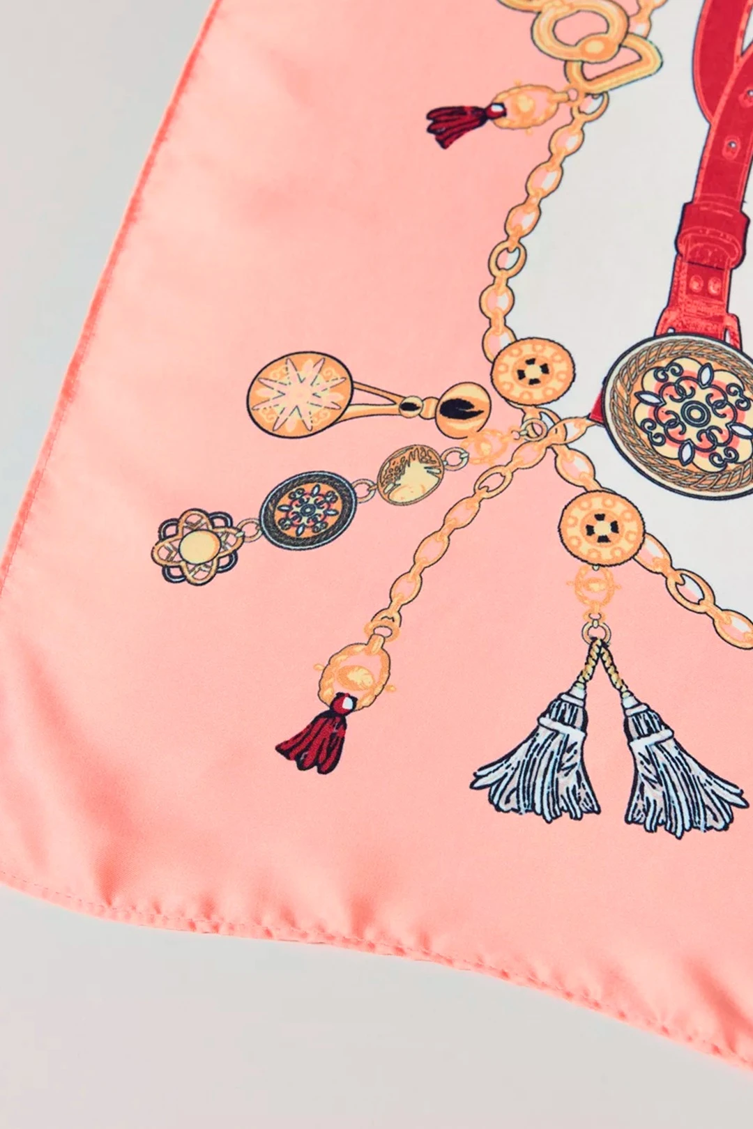 Купить косынку Шарлотта 75х75х105 см, с полной запечаткой "Rome Style" Купить косынку Шарлотта 75х75х105 см, с полной запечаткой "Rome Style"