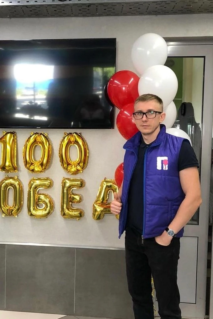 Жилет Оливер на синтепоне со стежкой унисекс, однотонный "Pozitiv"#1