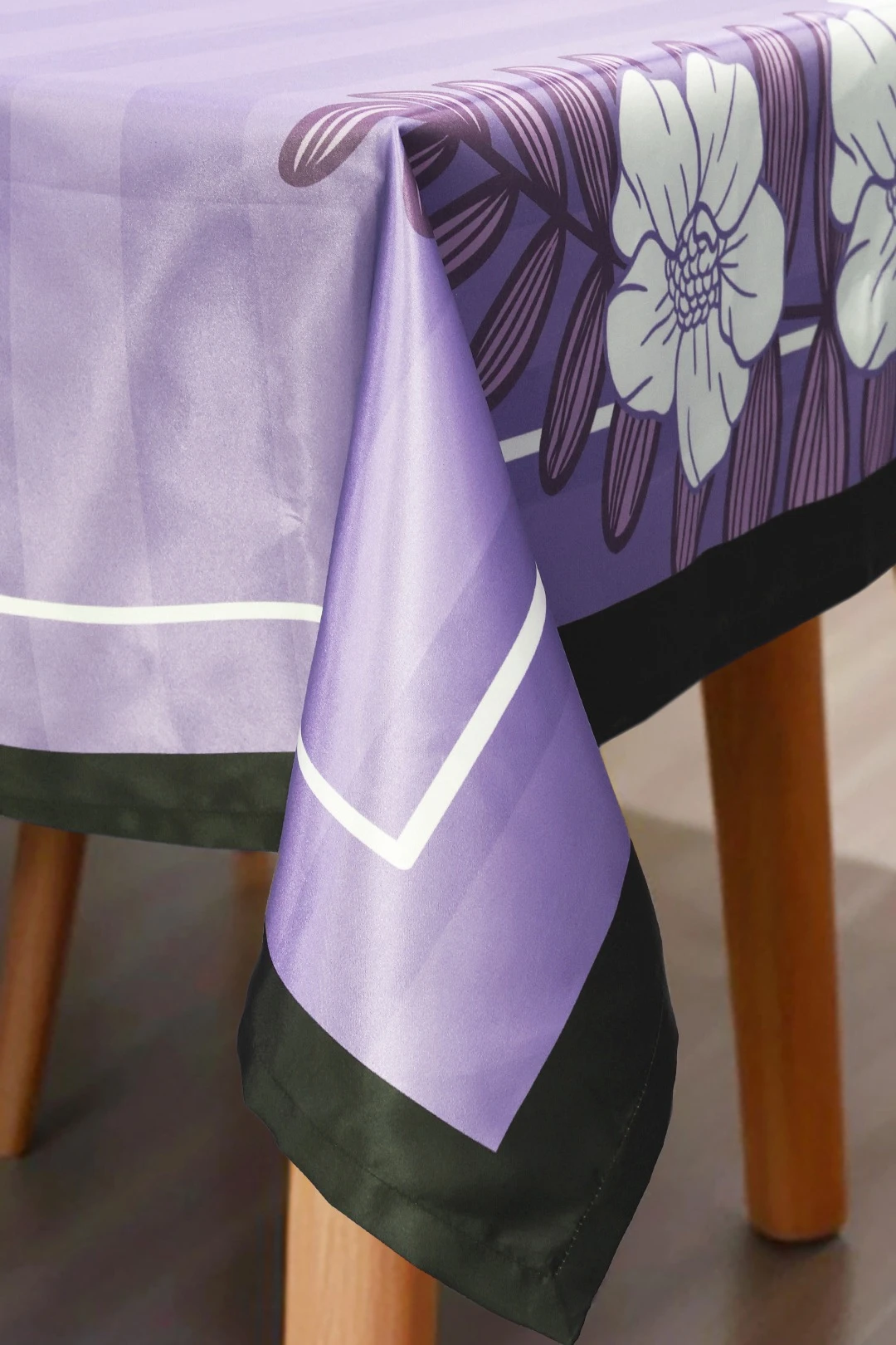 Скатерть прямоугольная 135х180 см, с полной запечаткой (полиэстер) "Cozy flowers"#1