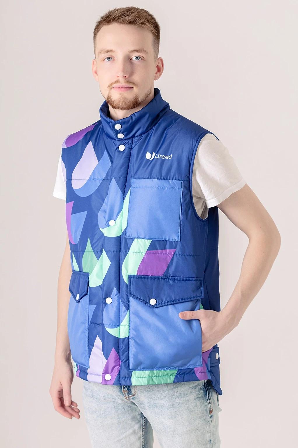Жилет Хайк на синтепоне унисекс, с полной запечаткой "Ureed"#1 Жилет Хайк на синтепоне унисекс, с полной запечаткой "Ureed"#1