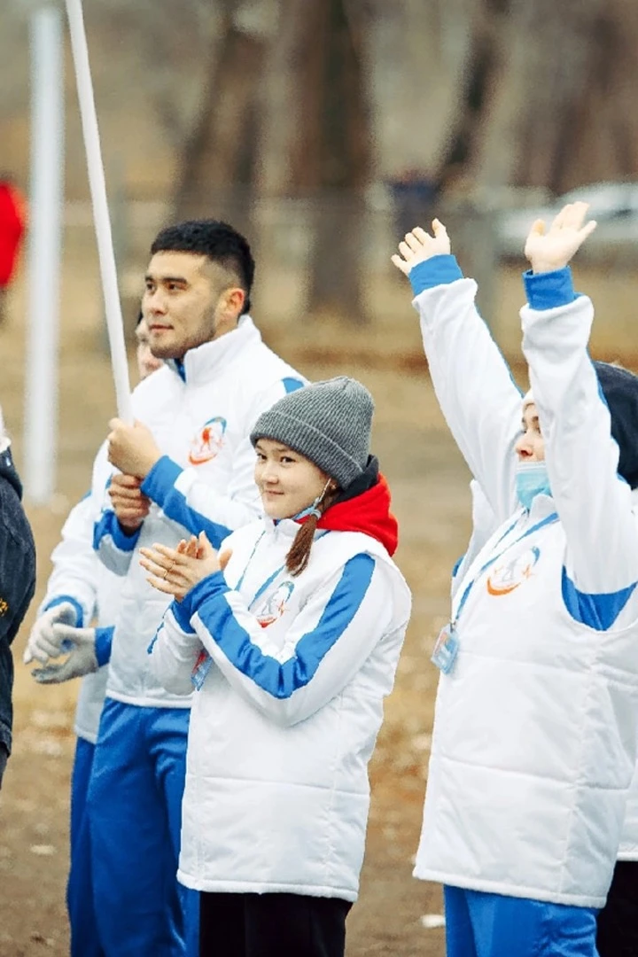 Жилет Оливер на синтепоне со стежкой унисекс, однотонный "Turiada"#1