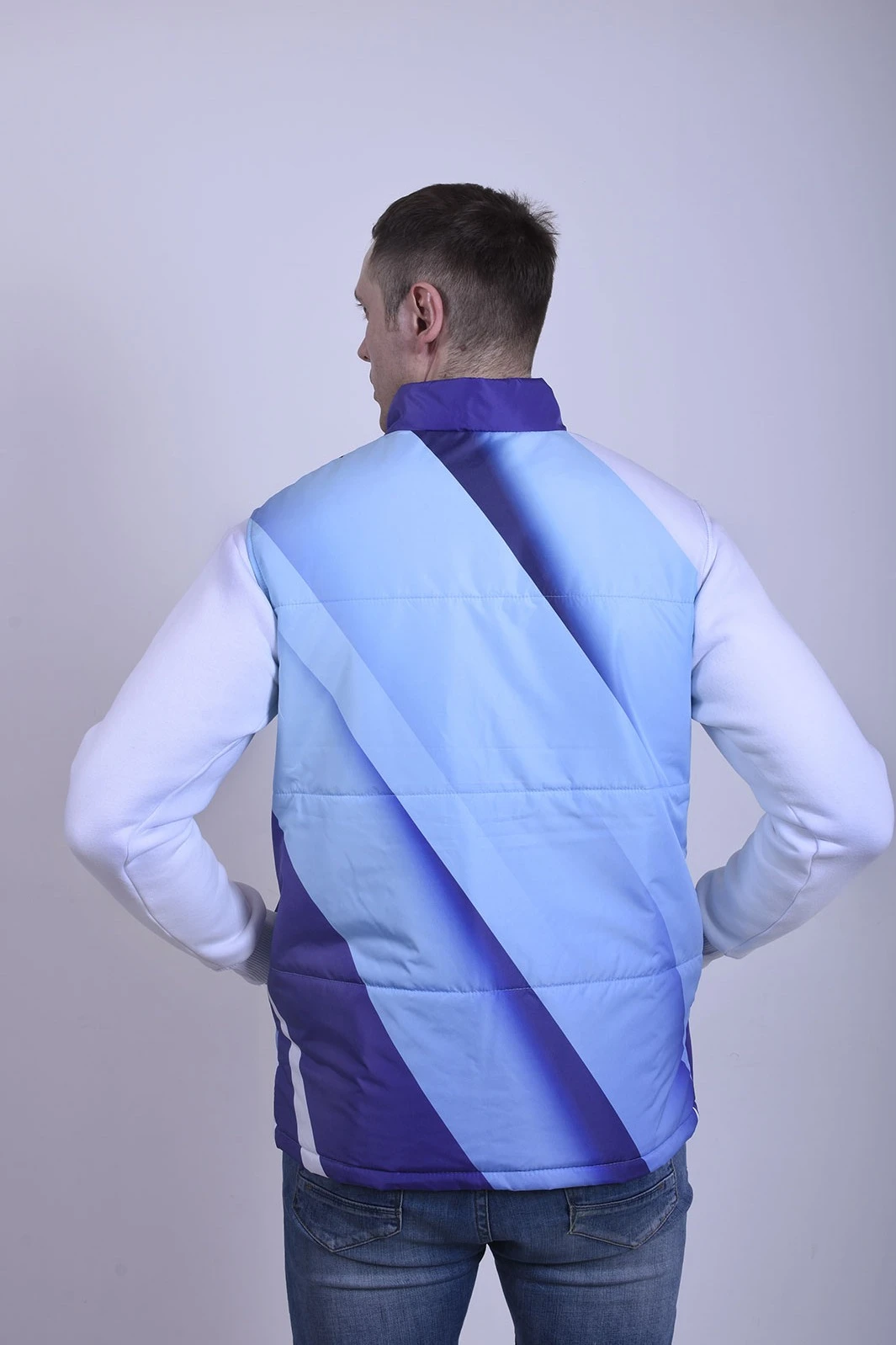 Жилет Портер на синтепоне со стежкой унисекс, с полной запечаткой "Lines"#1 Жилет Портер на синтепоне со стежкой унисекс, с полной запечаткой "Lines"#1