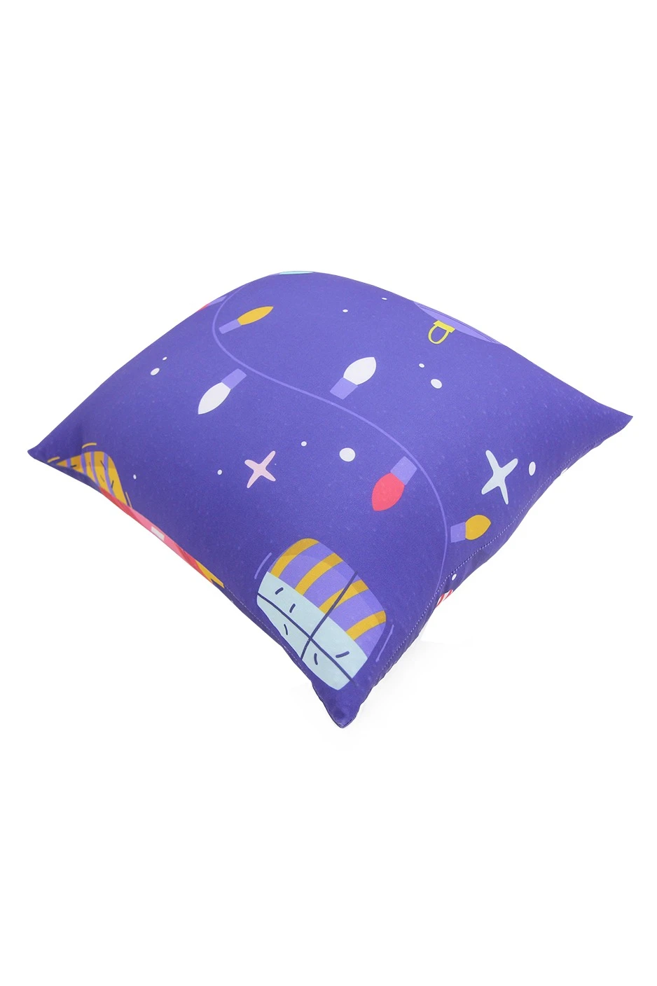 Купить подушку 35х35 см, с принтом "Christmas tree decorations" Купить подушку 35х35 см, с принтом "Christmas tree decorations"