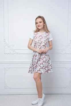 Купить футболку Гэлэкси V-ворот женская из примы с полной запечаткой "Bicycles"