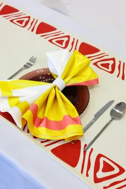 Купить скатерть квадратную 70х70 см, с полной запечаткой (полиэстер) "Candy"