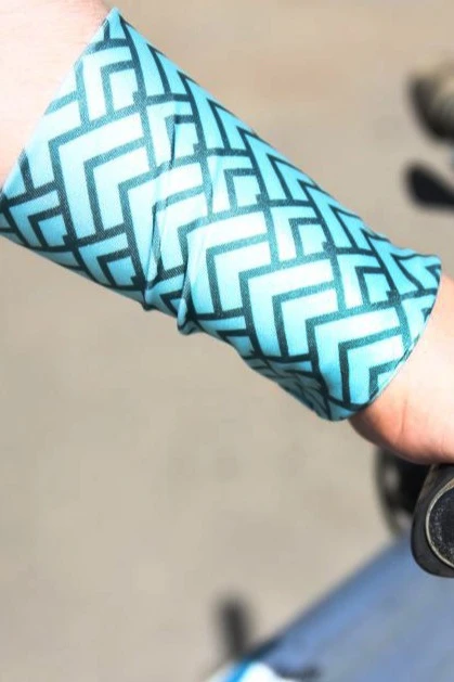 Купить напульсник полиэстеровый "Бирюза" 9х14 см